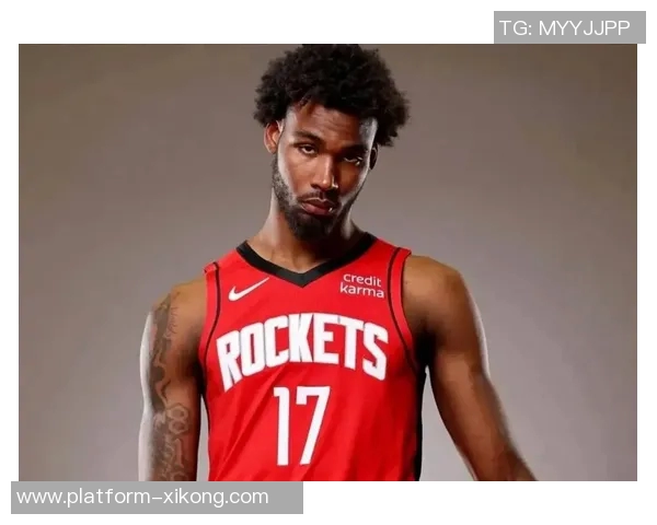 伊森三分球命中率高达579领跑联盟九位球员出手超30次命中率超五成