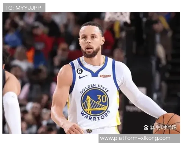 库里谈控球能力:无论有球无球我都能掌控比赛节奏